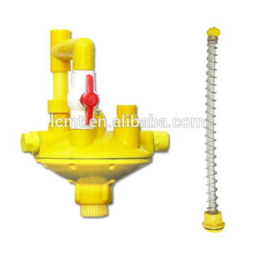 Long-term supply of chickens water pressure regulator